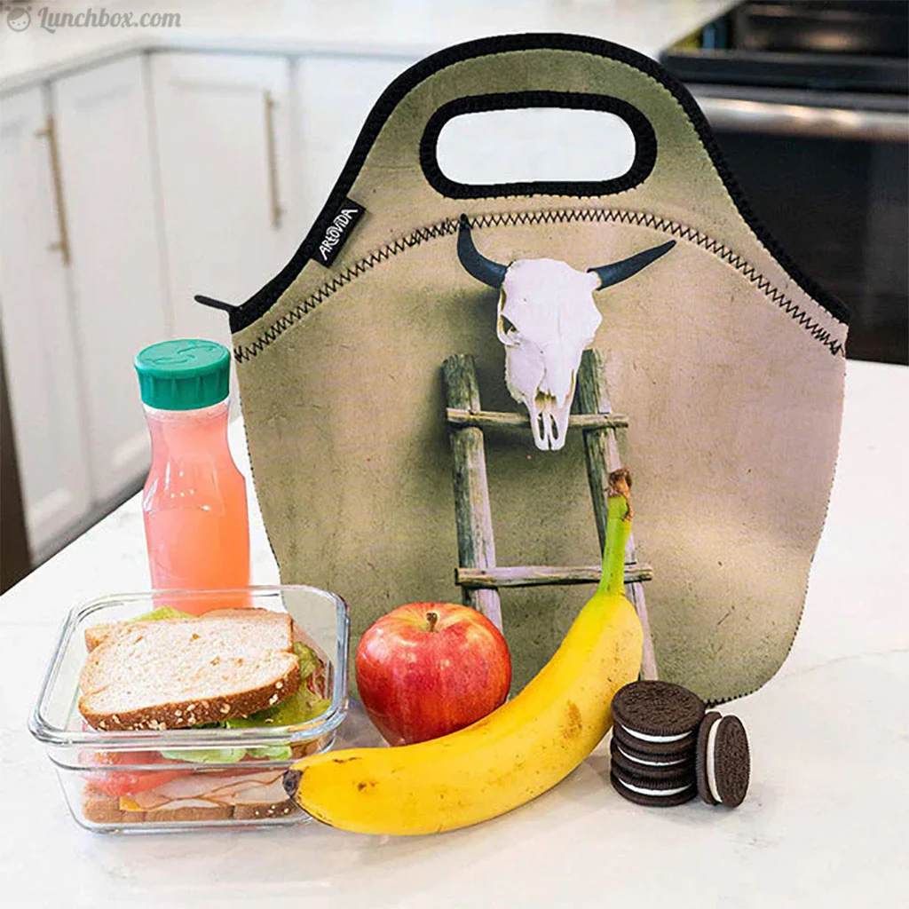 Bull Skull Insulated Lunch Bag - Image 2