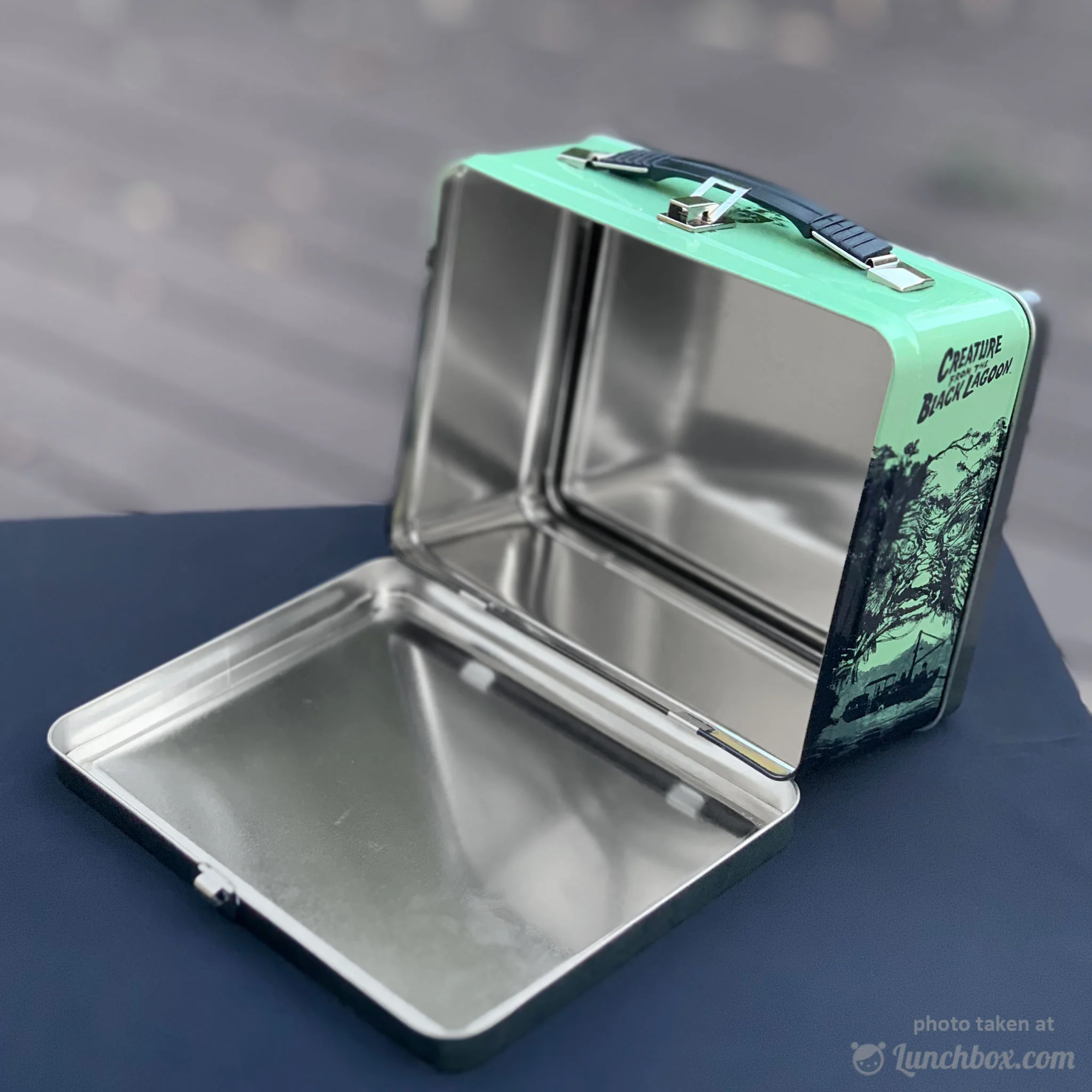 Creature from the Black Lagoon Lunch Box - Image 3