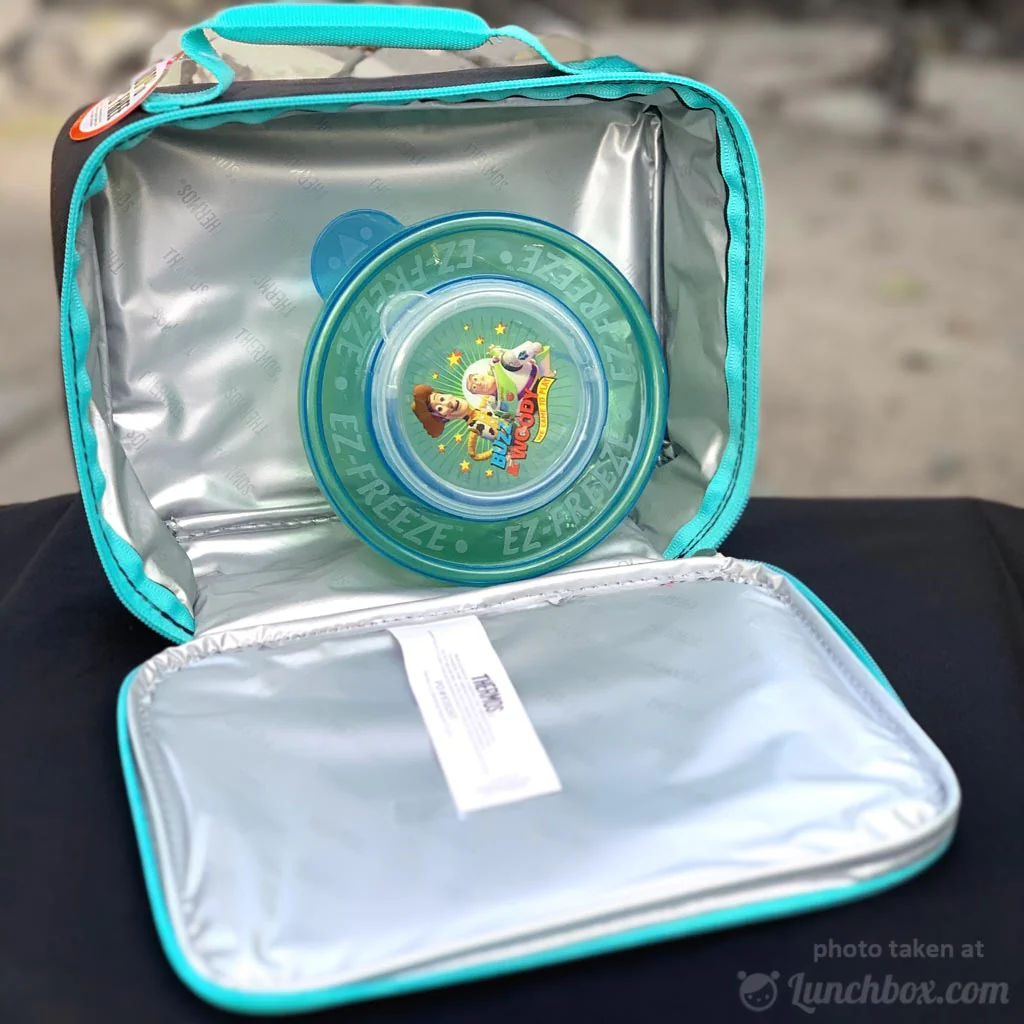Despicable Me Lunchbox with Sandwich Box - Image 3