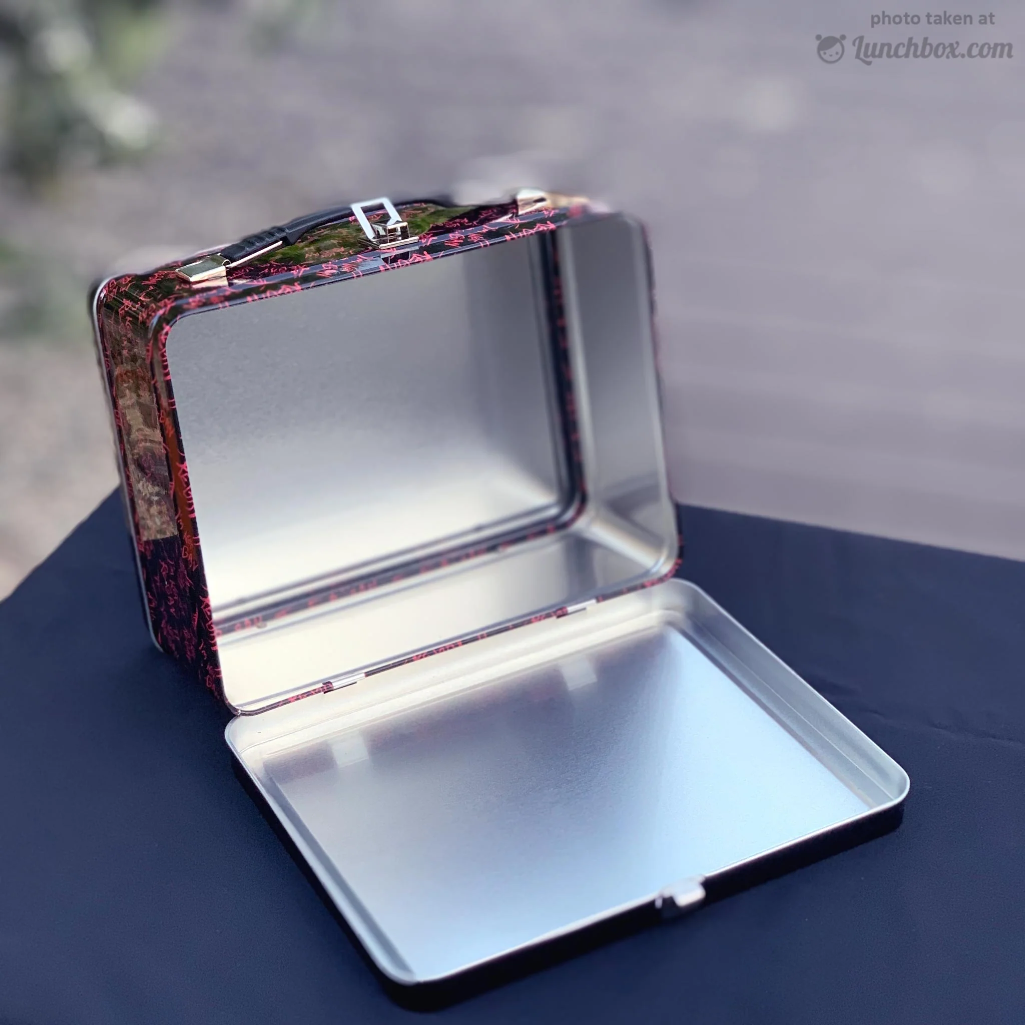 The Exorcist Lunch Box - Image 3