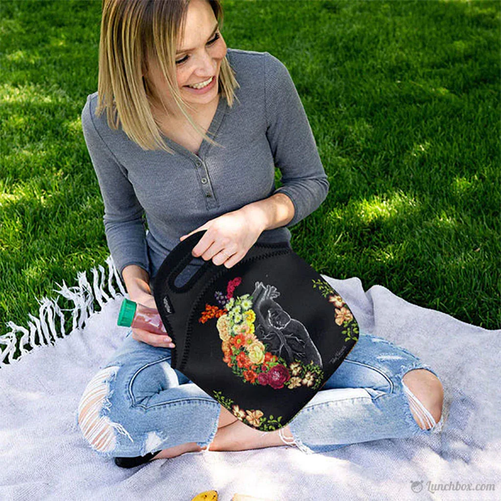 Heart Flower Insulated Lunch Bag - Image 2