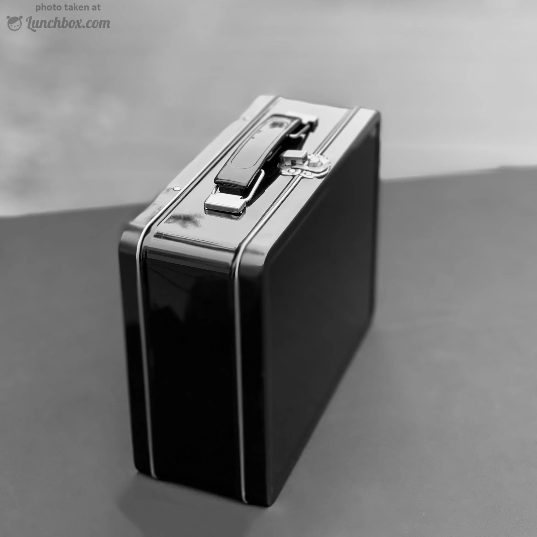 Medium Plain Metal Lunch Box - Black - Image 5
