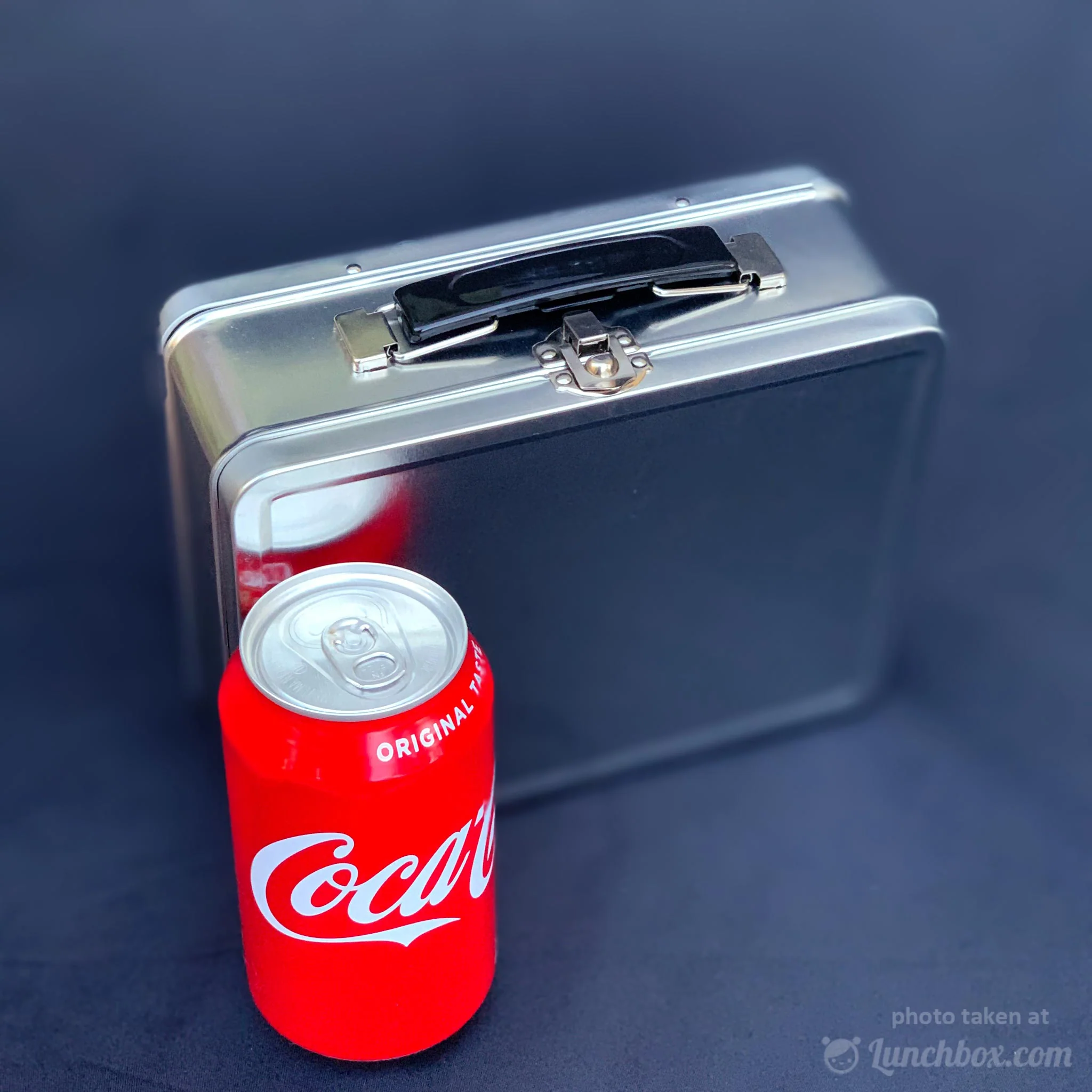 Medium Plain Metal Lunch Box - Image 8