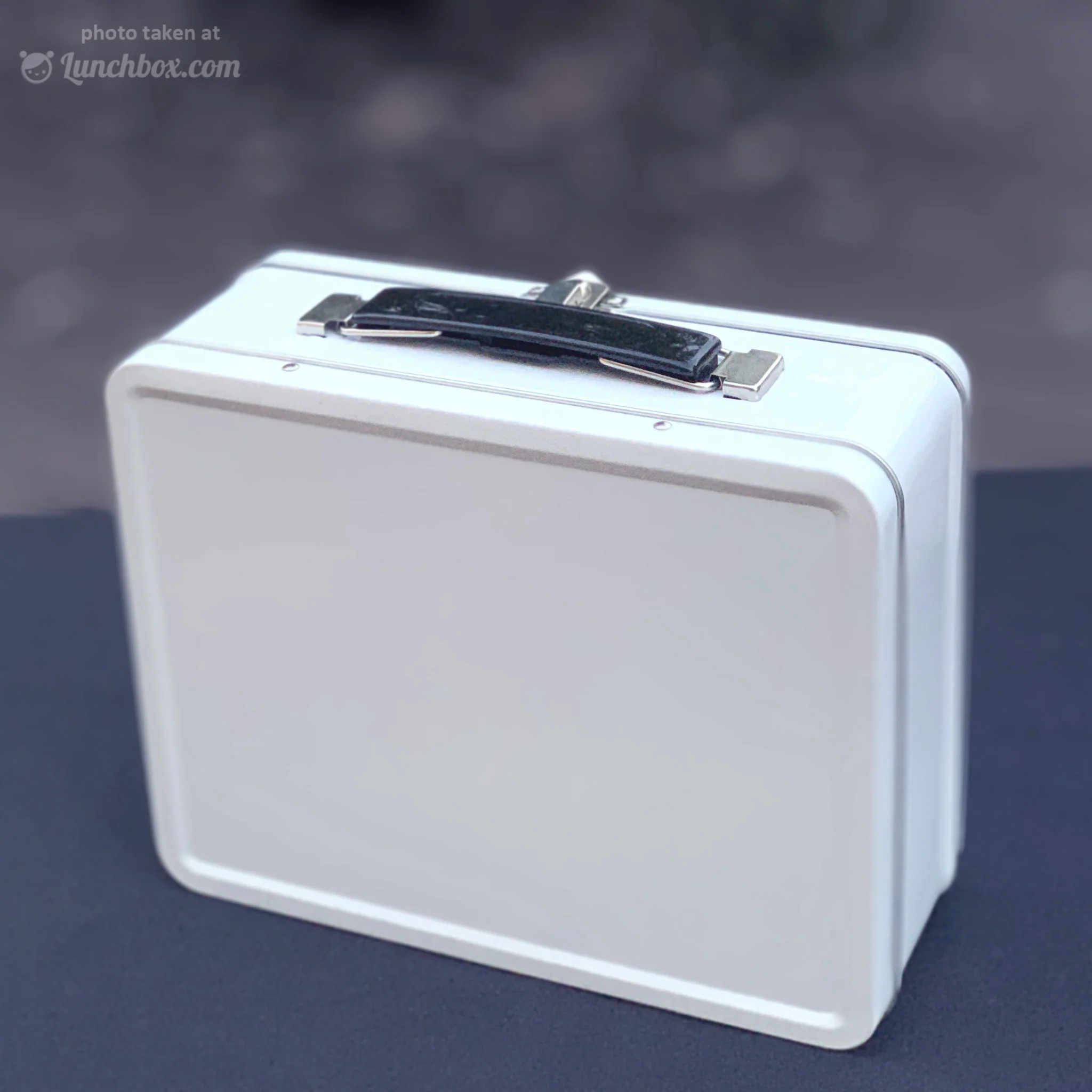 Medium Plain Metal Lunch Box - White - Image 16